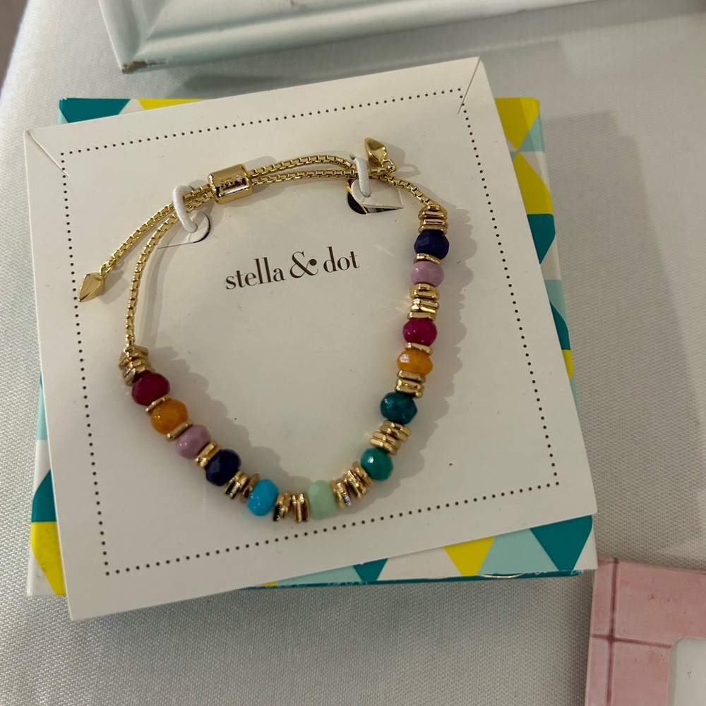Stella&Dot Gold/Semi Precious Stone Bracelet - Like New/Never Worn/Display Only